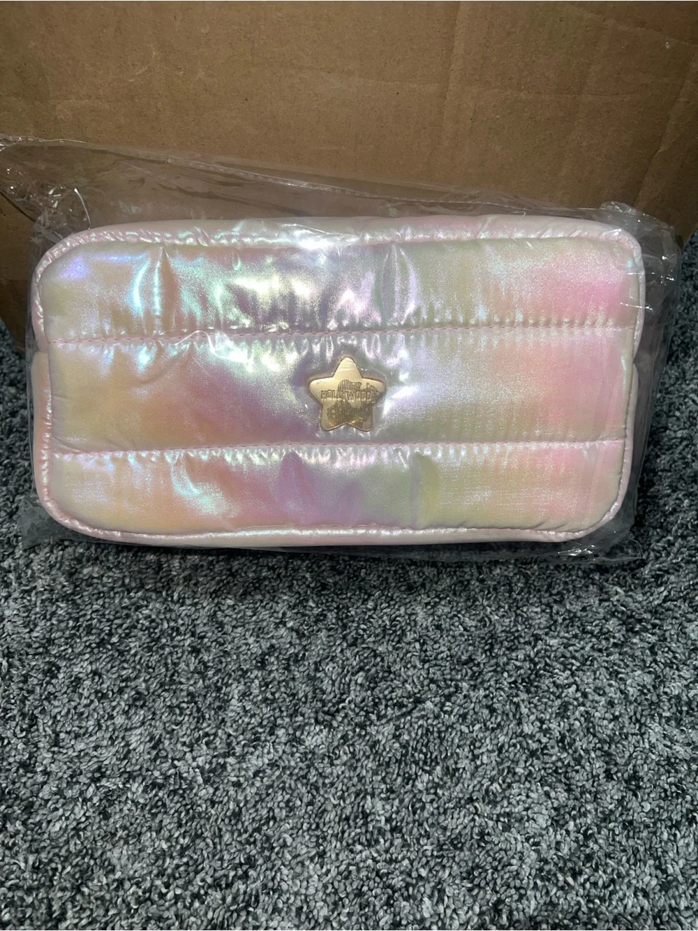 The Crème Shop x ONCH x Hollywood Wanderlust Travel Case Pink NWT